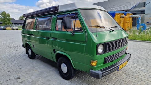 3p Volkswagen bus from 1983