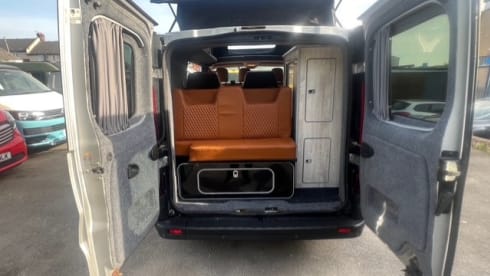 4 berth Renault Trafic campervan from 2015