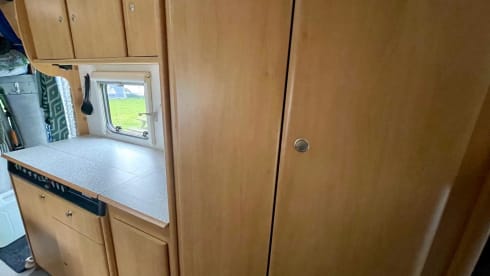 🌟 4p family camper with bunk beds and full of options🌟 . Freedom on wheels!