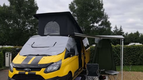 Bee van – 4 berth Ford campervan from 2015