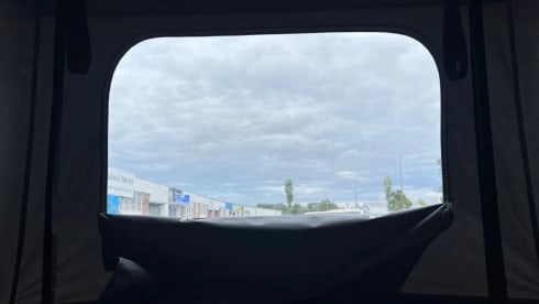 Paddy – Fantastic Vauxhall Vivaro campervan