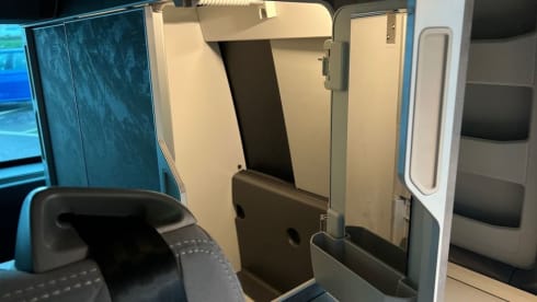 Coastal Van Ventures – 4 berth Volkswagen campervan from 2023