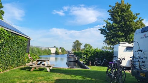 De Wildcamper – Beautiful luxury camper from 2016