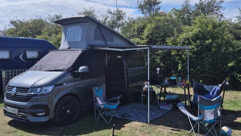 Little Trail Collective – Camper Volkswagen a 4 posti letto del 2024