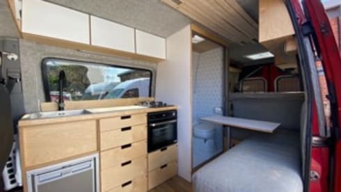 Big Red – 3 berth Mercedes-Benz (Off Grid Solar ) Birmingham based