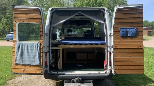 AdVANture – 2p Ford campervan from 2008