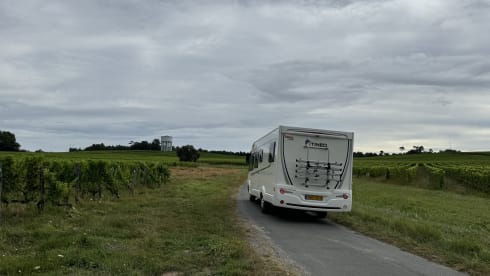 5p integrated family camper with air conditioning!