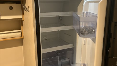 4p Peugeot bus uit 2021