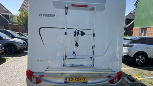Hymer B-514 integral