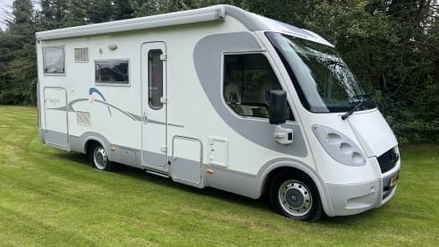 4p Adria Mobil integrated uit 2008
