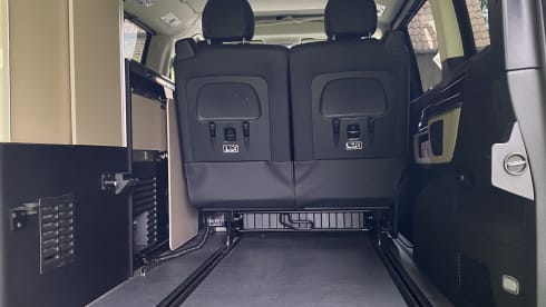 Quini – 4p Mercedes-Benz campervan uit 2025