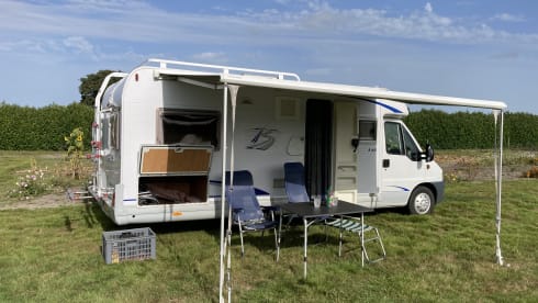 4p Bürstner semi-integrated uit 2005