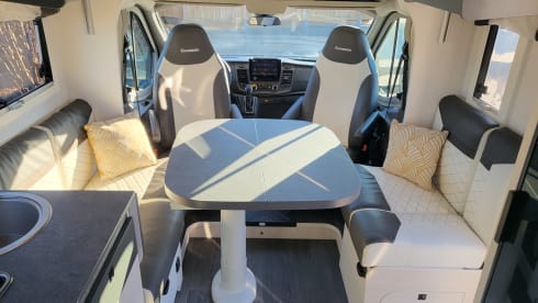 4p Chausson 788 from 2022 Automatic
