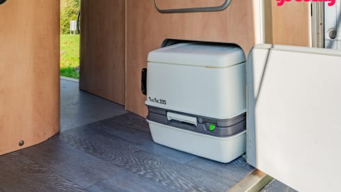 Zwabbel – 4p Ford campervan from 2003