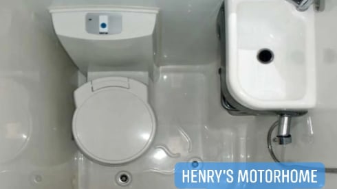 Henry – 6 berth Bailey semi-integrated from 2017