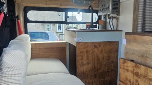 BEVan – 3 berth family and pet friendly campervan 