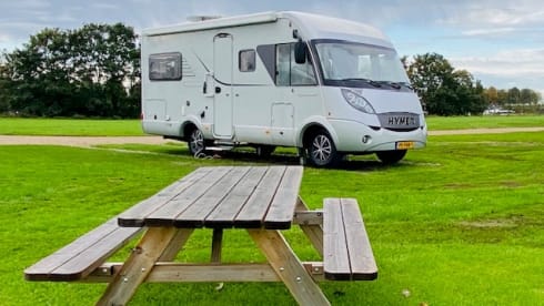 Beautiful 4p Hymer 654 