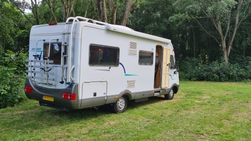 6 person family camper. Hymer integral from 2000