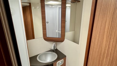 5 person Adria matrix 680 SP half integral camper