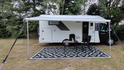 Casita on Wheels –  Luxury 4/5p Sun Living semi-integrated from 2022 off-grid