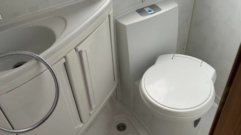 Swiftie – Comfortable 4-Berth Swift Motorhome- Your Home on the road