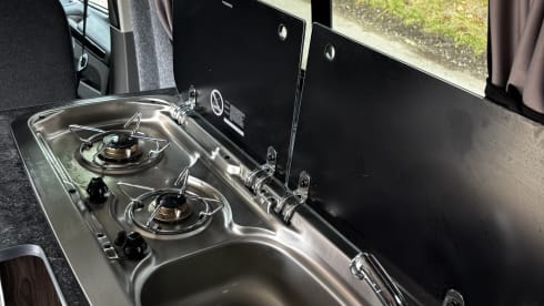 Claude – 4 Birth Ford Transit Custom 2.0 170 bhp 6 Speed Auto Limited.