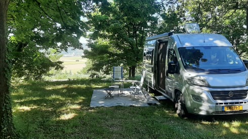 2p Sun Living bus from 2018