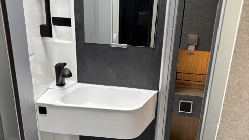 Hymer 570 MLT Experience AUTOMATIC