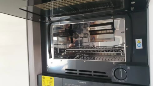 C25 – 4p Bürstner semi-integrated from 2018