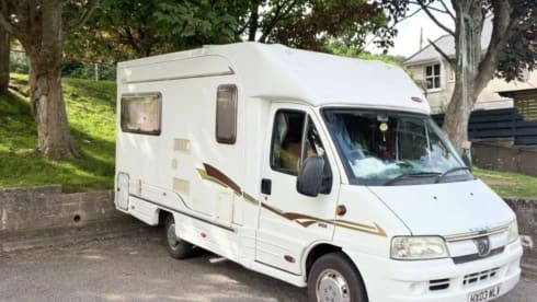StarSpirit  – 2 berth Peugeot semi-integrated from 2003