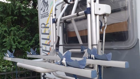 Truus ons vakantiehuus – Spacious family camper Fiat Ducato