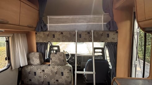 Echte gezinscamper – 6p Hymer alcove from 2000
