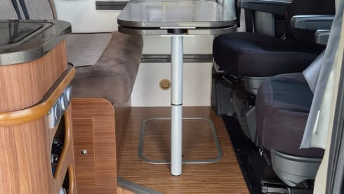 Fiat Adria Twin 640 buscamper  – Zweisitziger Fiat-Bus aus dem Jahr 2011