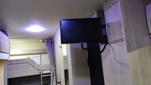 Camping-Car Capucine 5 places, avec climatiseur cellule.