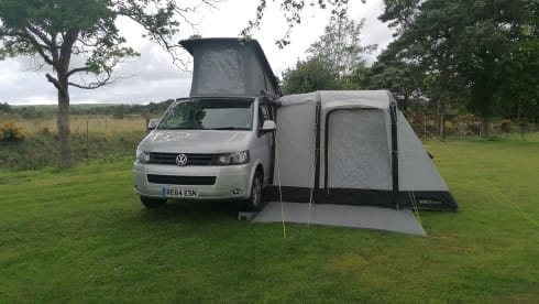 Automatic VW 4 seater campervan - ready to go exploring