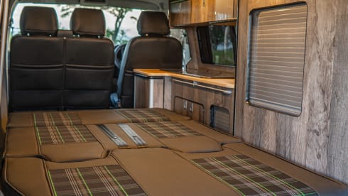 Nevis – Camper Volkswagen a 5 posti letto del 2018