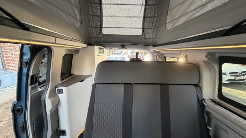 Abby – 4p Ford campervan uit 2024