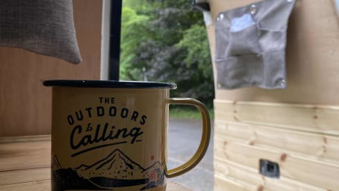 Smalls – A big adventure in a small van