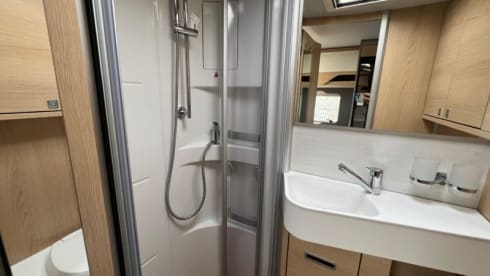 Hymer BMC-I 600 – Topsegment Integraal voor 4