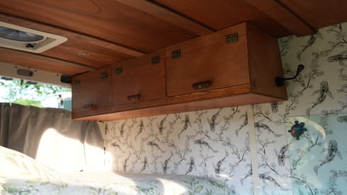 Horizon – Adventurous off-grid bus camper, fully equipped (length bed)