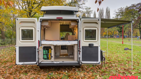 Bussie – Neuer kompakter Buscamper 5m40