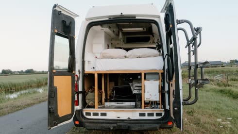 Mats – Spazioso Renault Master L3H, autonomo