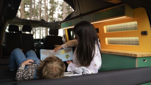 HYGGE – Volkswagen campervan met 5 slaapplaatsen uit 2020