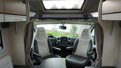 4p Chausson semi-integrated uit 2018