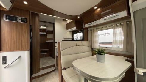 Beautiful Pilote 4-person camper