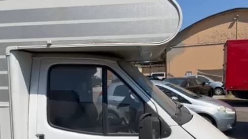 Sergey – Mobile home with all comforts, easy to drive. No power steering.