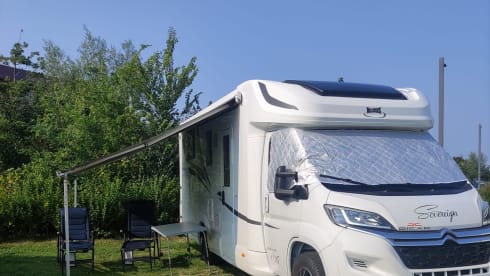 Our cozy home on wheels – 4p McLouis Sovereign semi-integrated from 2022