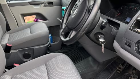 Silver Reimo. Woof van. – T5 Combi REIMO. ADATTO AI CANI