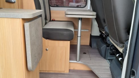 Unawatuna – Knaus Camperbus 2019, 640m long beds