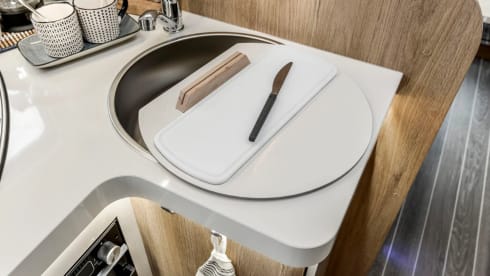 2025 Roller Team 707 Auto  – 2025 5 posti letto/Auto, cuccette, ampio salone  